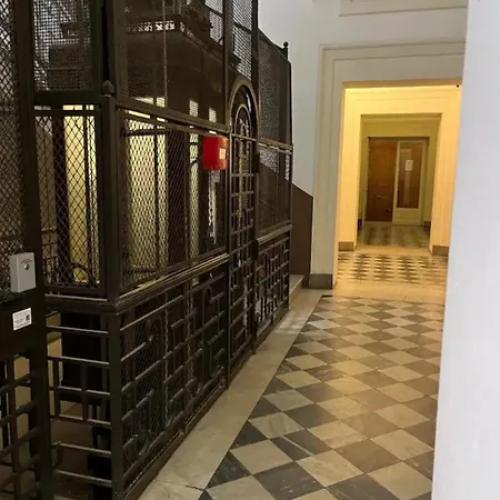 Guest house Suite Deal 4*